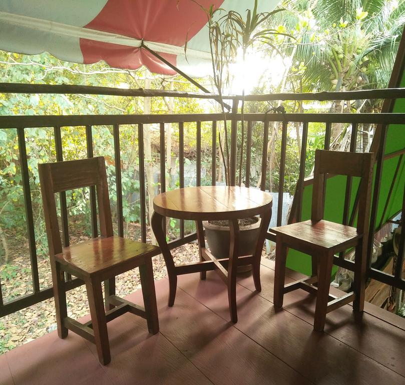 Ban Khun Rin Homestay Amphawa Exterior photo