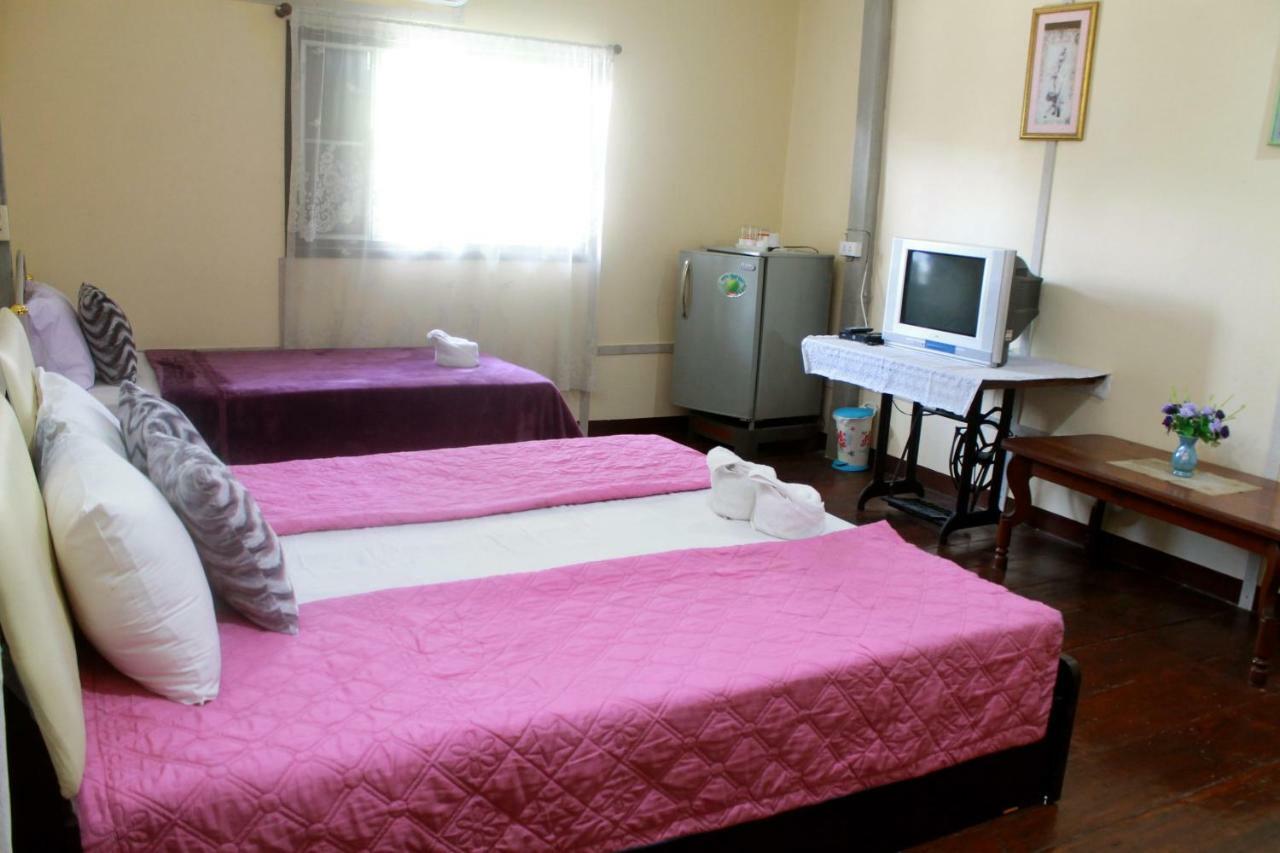 Ban Khun Rin Homestay Amphawa Exterior photo