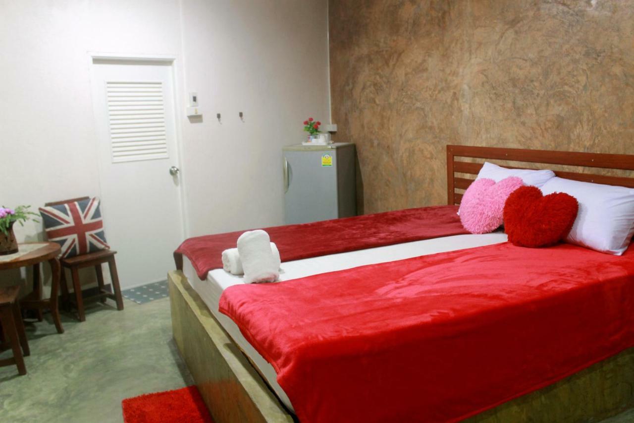 Ban Khun Rin Homestay Amphawa Exterior photo